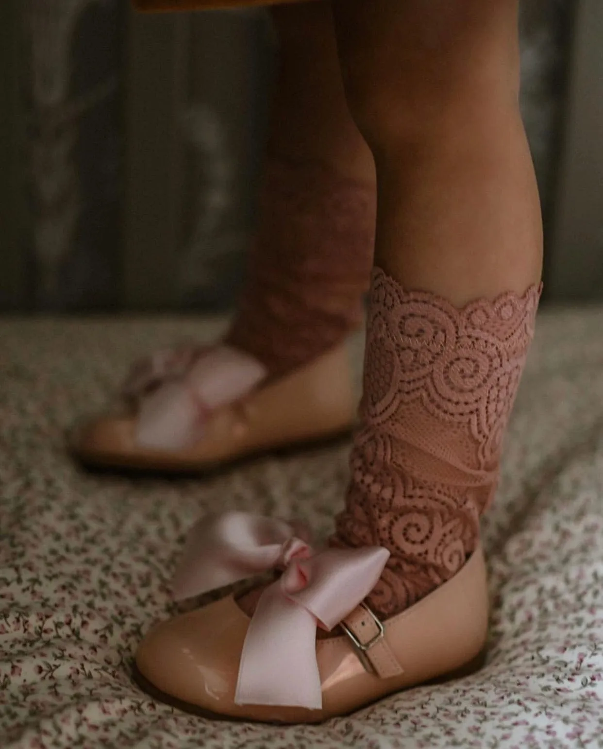 Alice Lace Socks