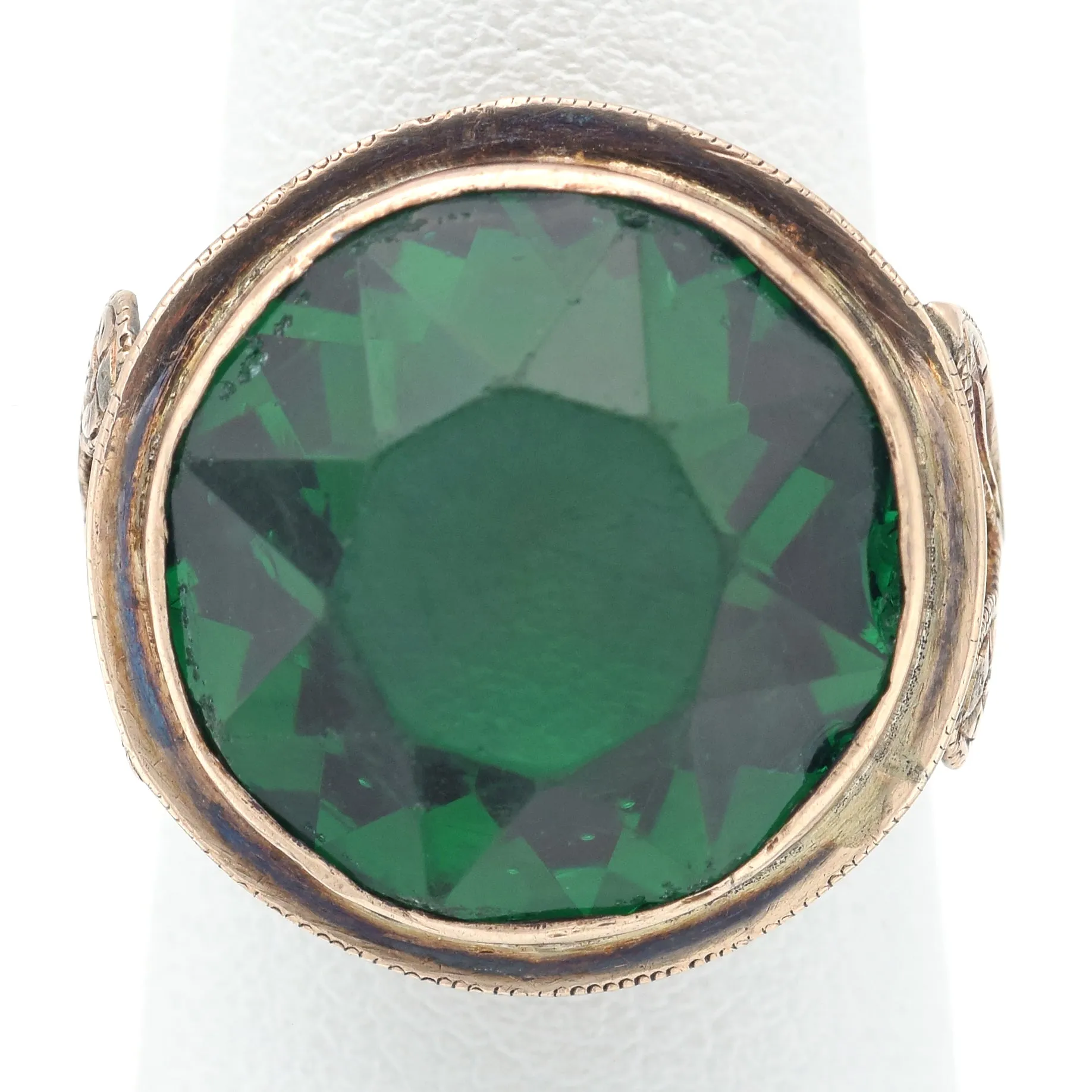 Antique 10K Yellow Gold Green Paste Round Cocktail Ring