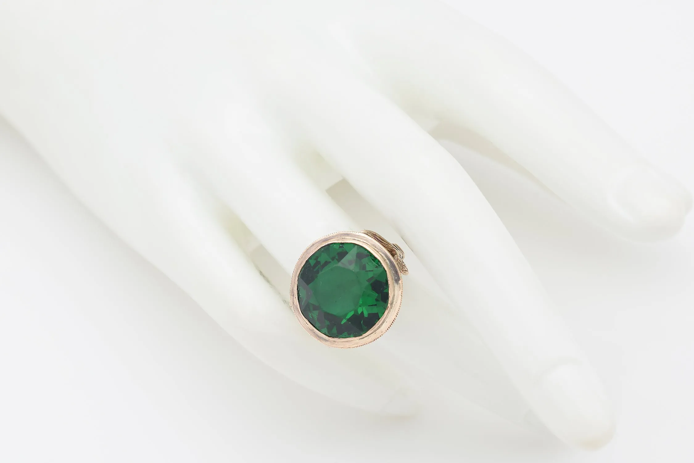 Antique 10K Yellow Gold Green Paste Round Cocktail Ring