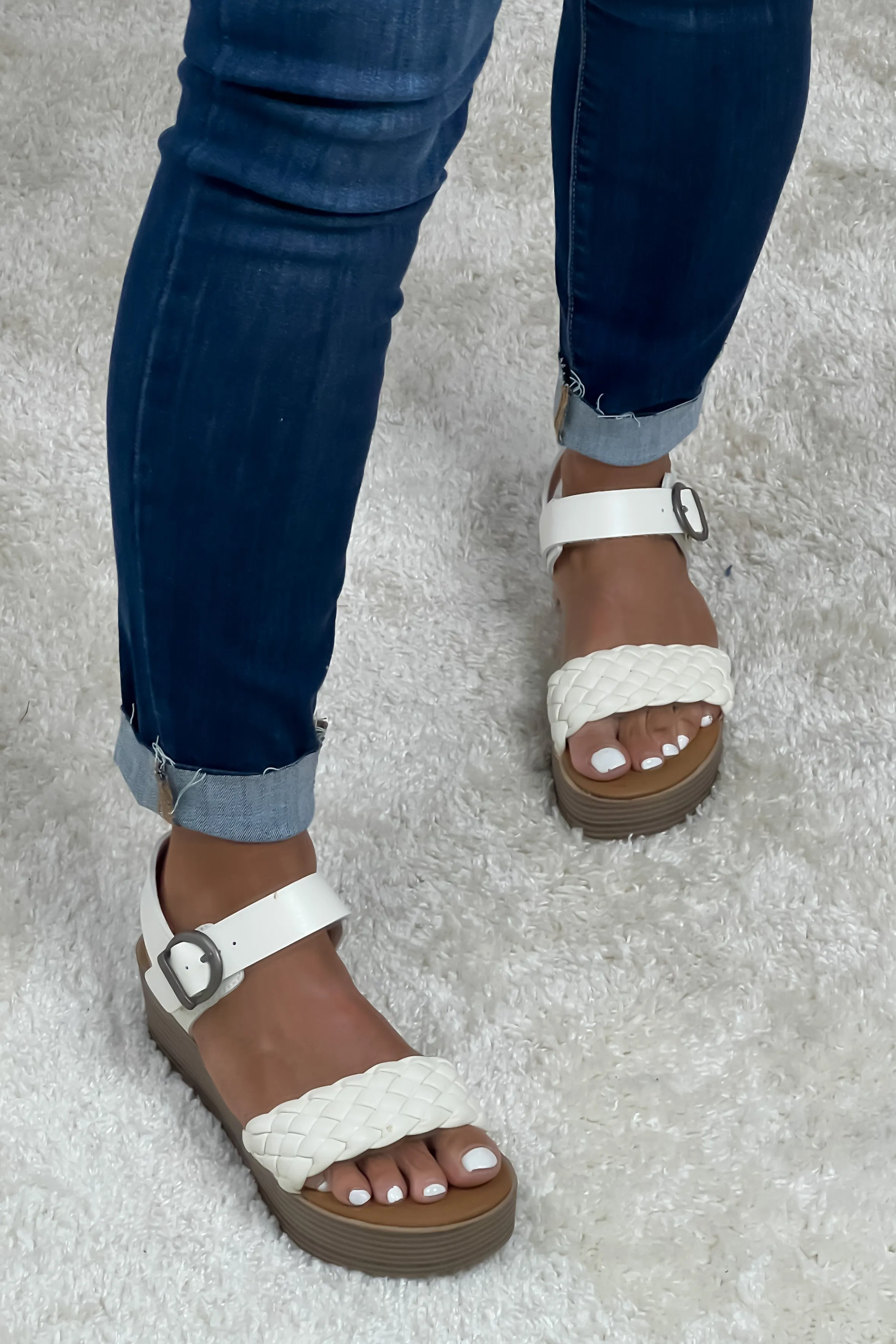 Blowfish Layni Platform Sandal : Cloud/Coconut