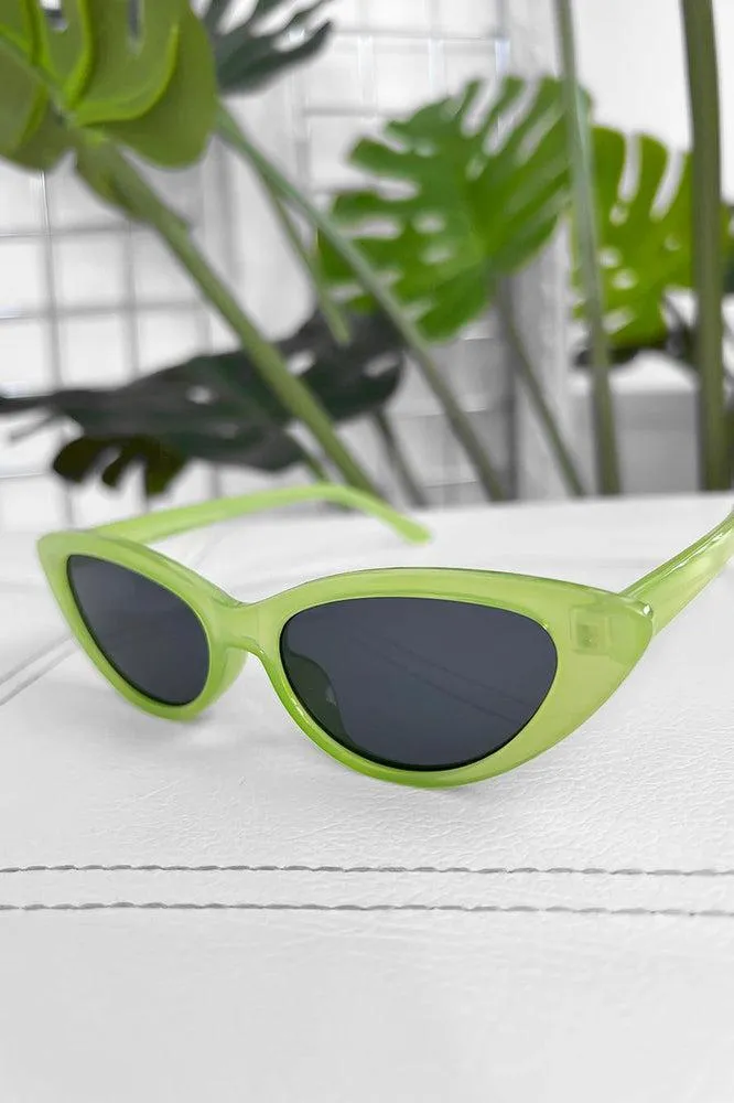 Cat Eye Plastic Frame Sunglasses