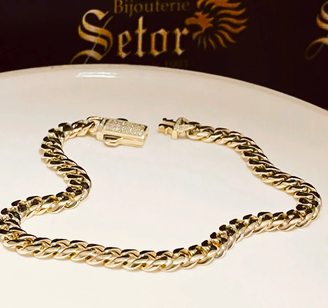 Cuban link bracelet