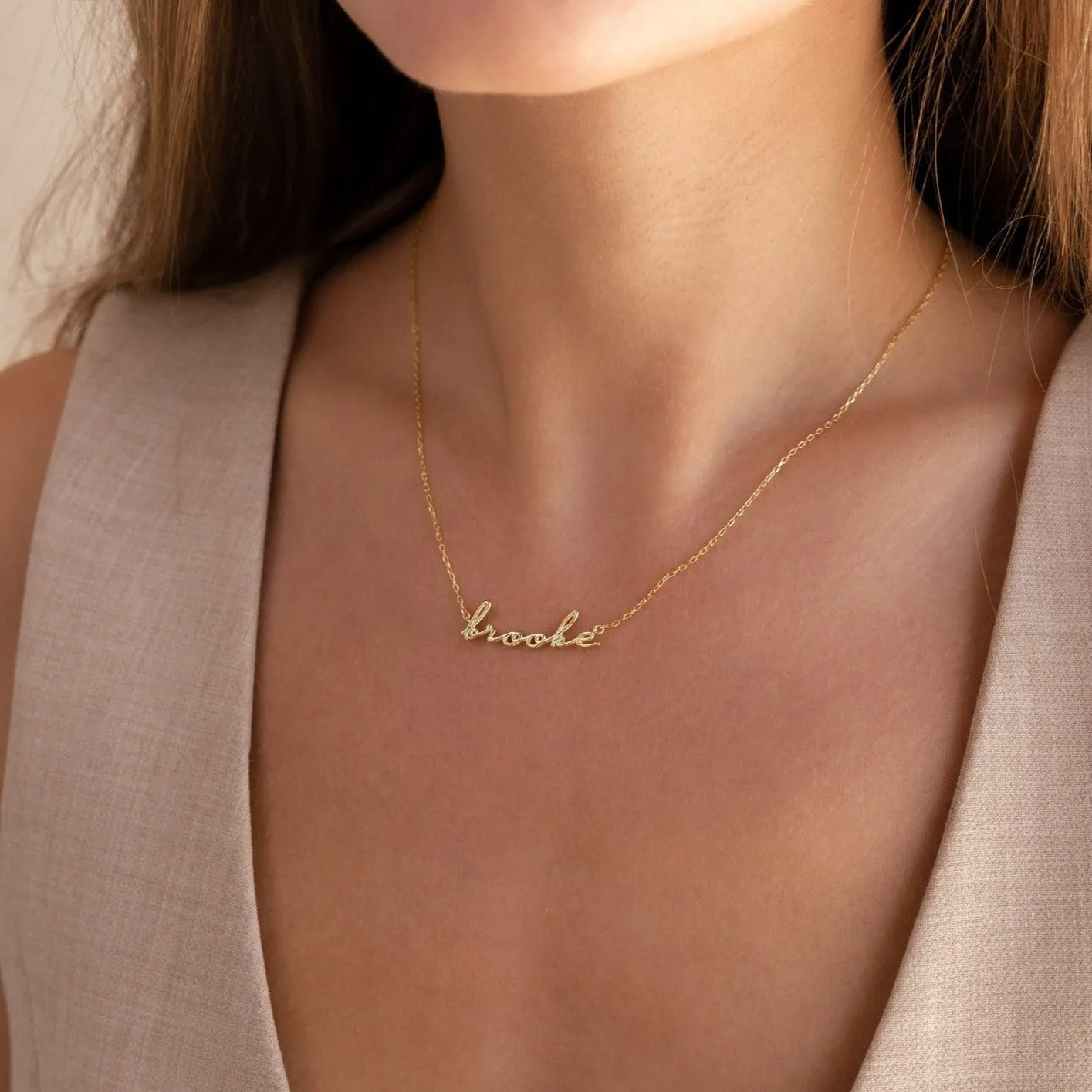 Dainty Bubble Name Necklace