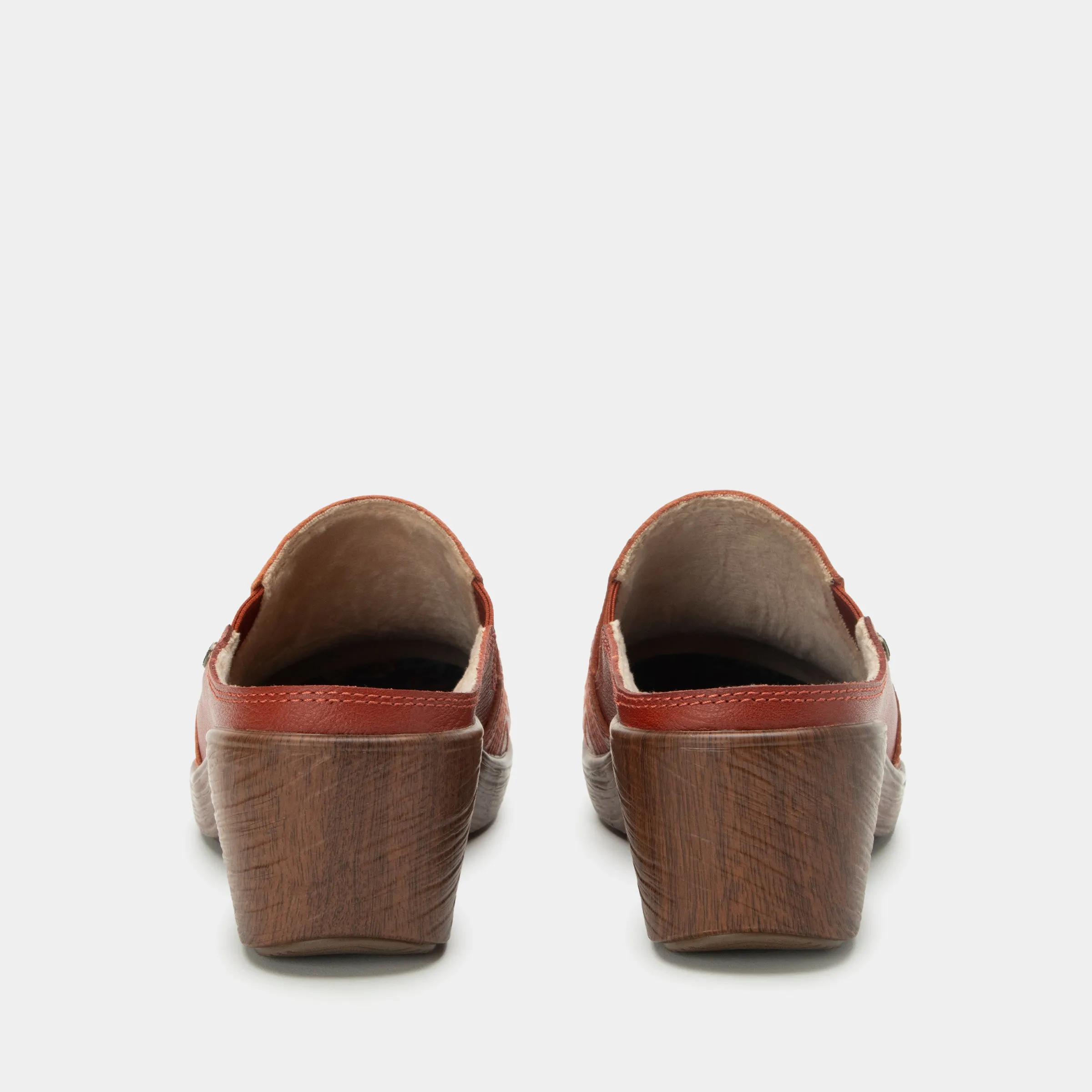 Sereniti Rust Shoe