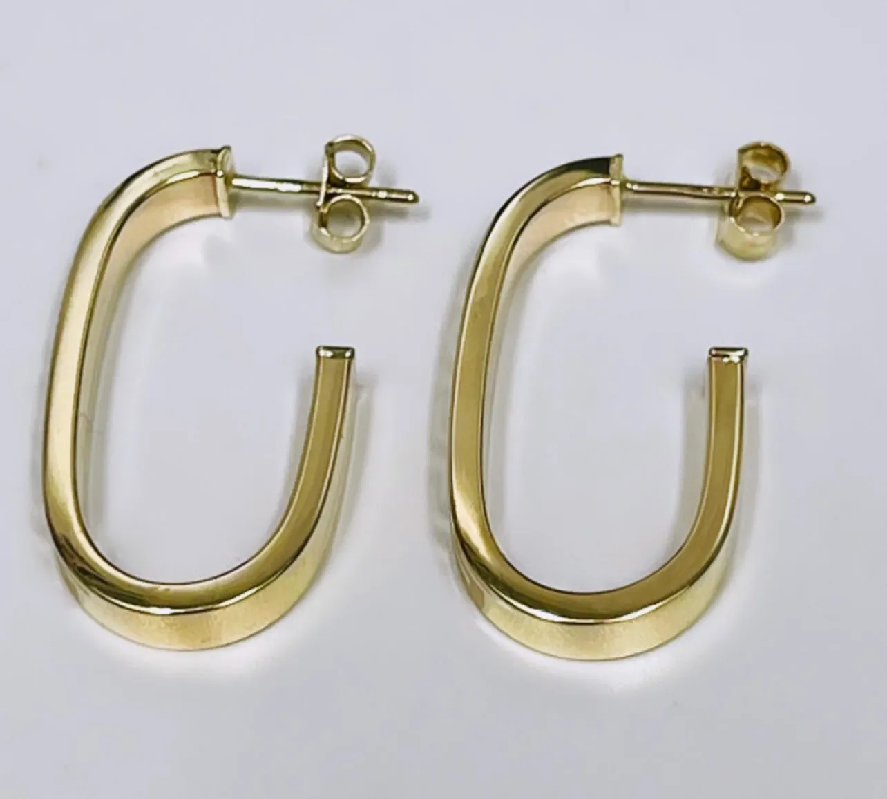 Stud hoop earrings E303