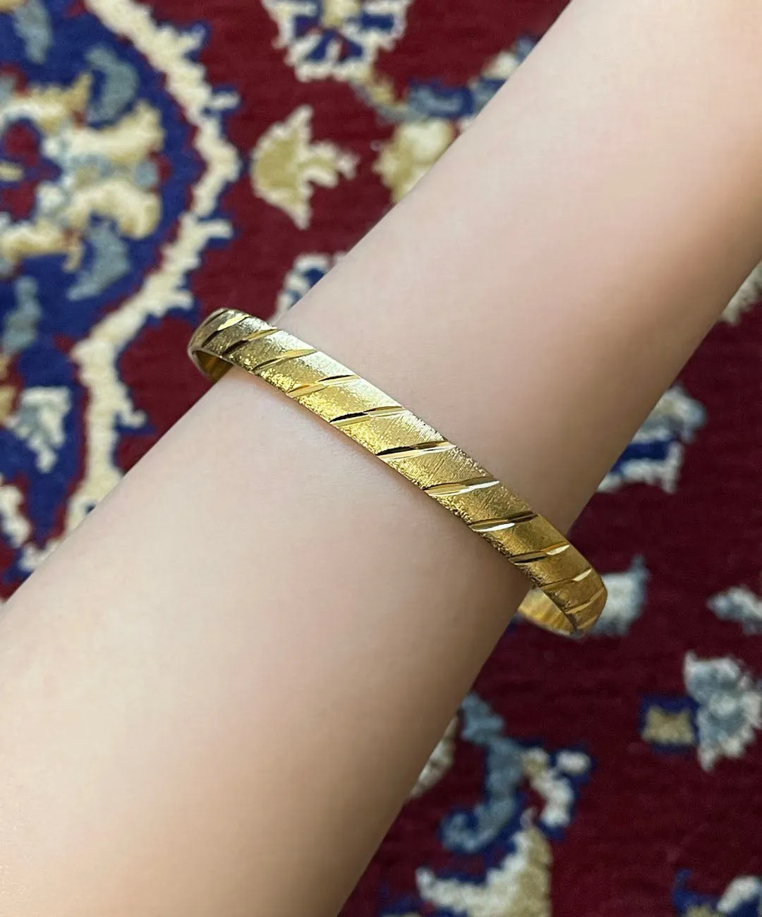 【USA輸入】ヴィンテージ MONET ゴールド カッティング バングル/Vintage MONET Gold Cutting Bangle