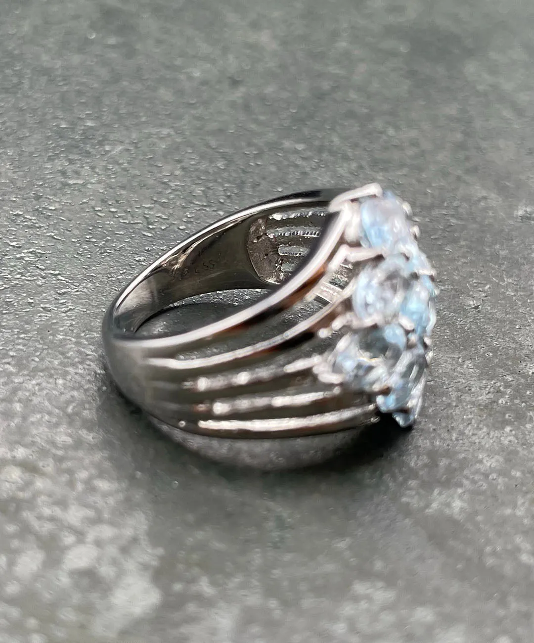 【USA輸入】ヴィンテージ アクアブルー ビジュー リング/Vintage Aqua Blue Bijou Ring