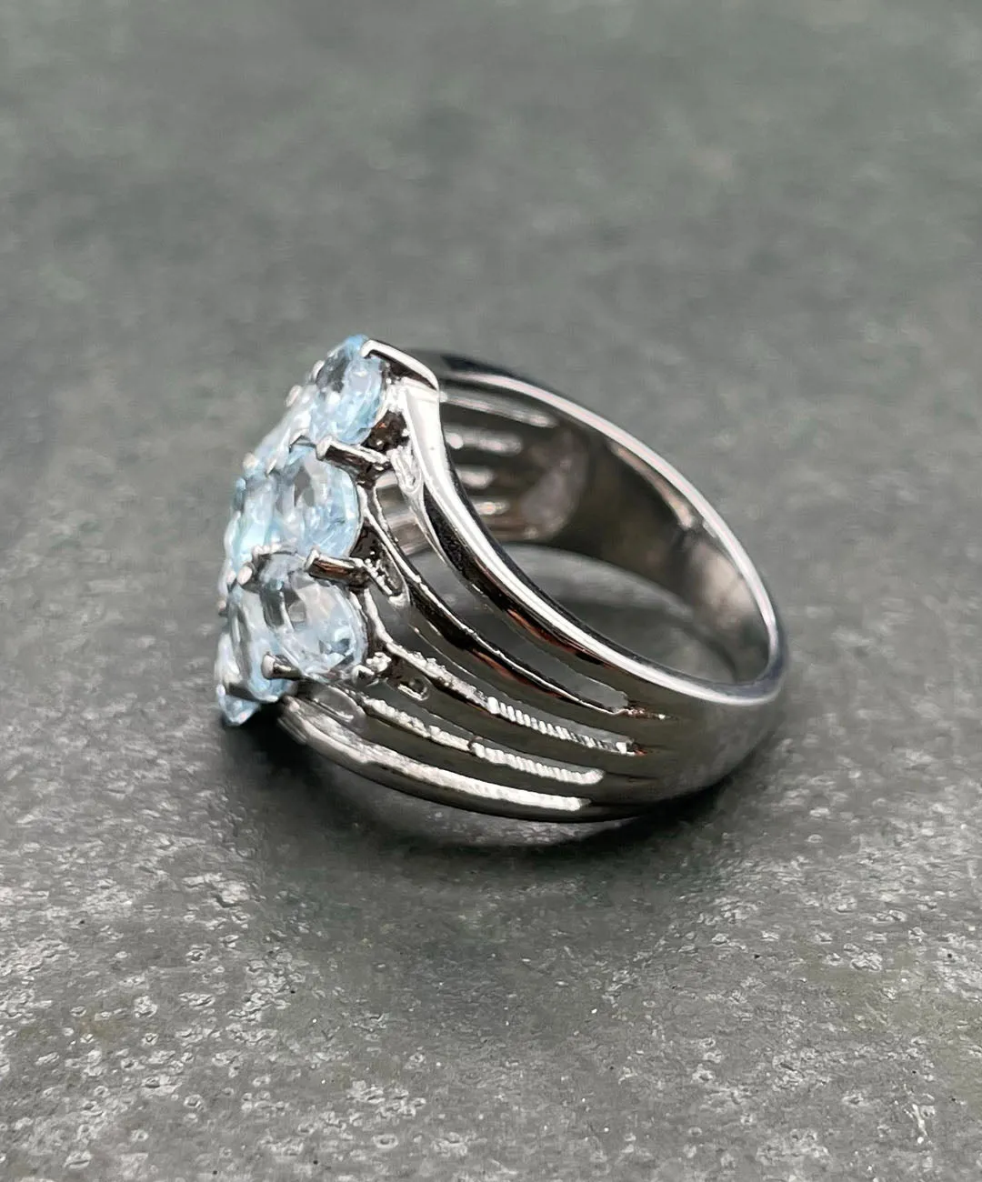 【USA輸入】ヴィンテージ アクアブルー ビジュー リング/Vintage Aqua Blue Bijou Ring