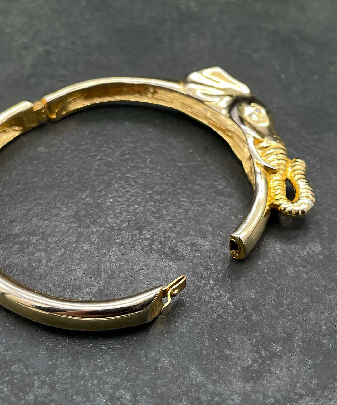 【USA輸入】ヴィンテージ エレファント クリア ビジュー バングル/Vintage Elephant Clear Bijou Bangle