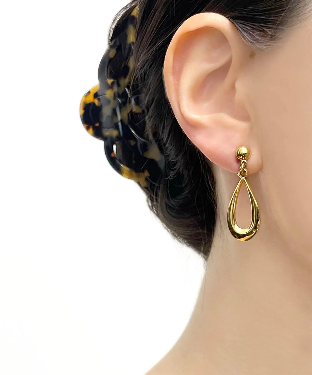 【USA輸入】ヴィンテージ ゴールドトーン ティアドロップ イヤリング/Vintage Gold Tear Drop Clip On Earrings