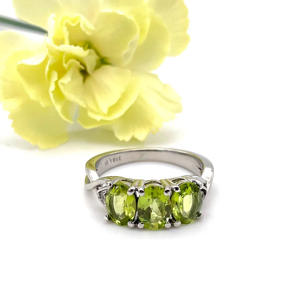 【USA輸入】ヴィンテージ ペリドットグリーン ビジュー リング/Vintage Peridot Green Bijou Ring