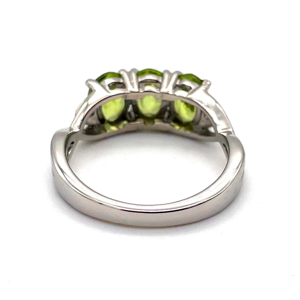 【USA輸入】ヴィンテージ ペリドットグリーン ビジュー リング/Vintage Peridot Green Bijou Ring