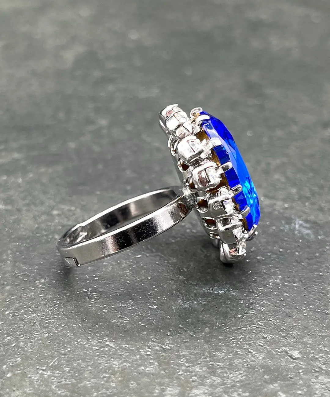 【ドイツ買付】ヴィンテージ SEIBOTH ロイヤルブルー ビジュー リング/Vintage SEIBOTH Blue Bijou Ring